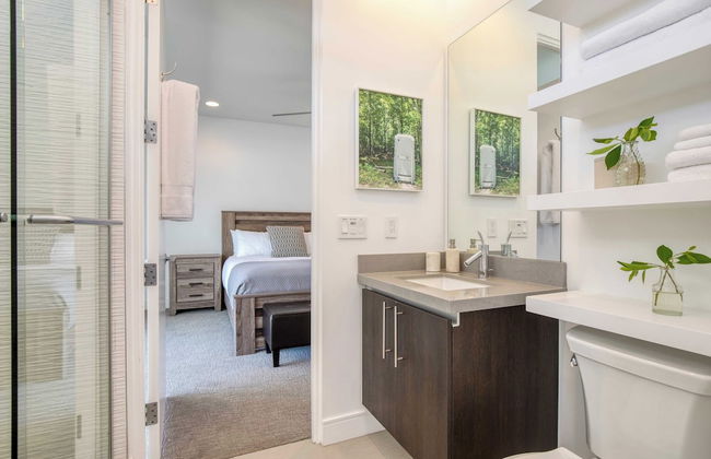 Sleeps 28! 2 Luxe Villas w/ Pool & Putting Green Polo Villas Nova by Avantstay - Foto 60