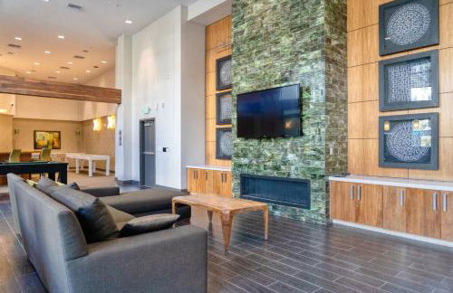 Blueground Centennial pool nr Red Morton Park SFO-852 - Foto 25