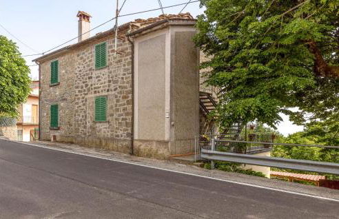 Awesome Home In Macchino With Kitchen - Foto 2