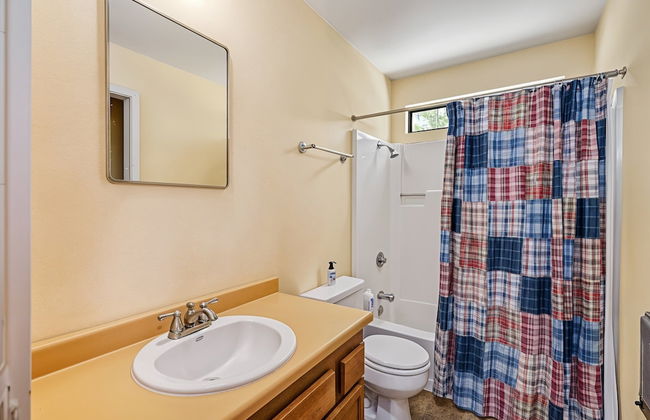 Marina Beach Lodge - Lakefront Home on Beach! by Yosemite Region Resorts - Foto 15