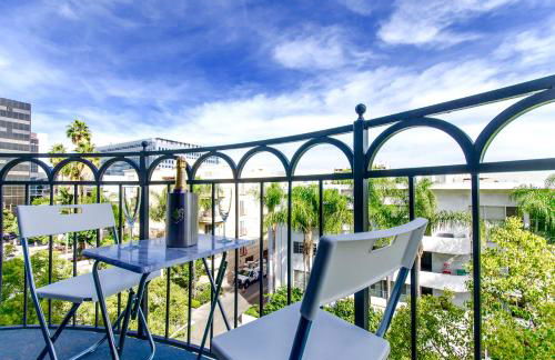 Designer Penthouse 2 Bedroom with Balcony Beverly Hills Adjacent - Foto 1