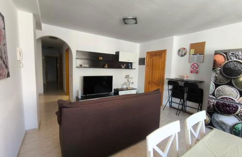 AR Home - Apartamento de 3 dormitorios con ascensor en Las Huesas, Telde - Foto 13