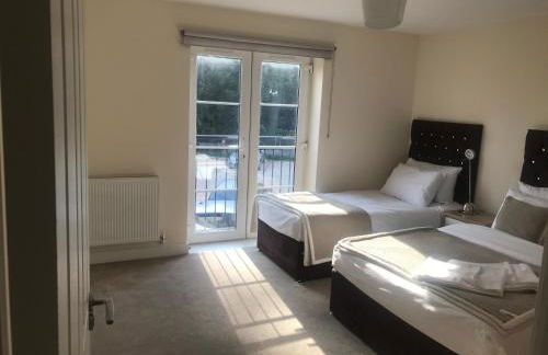 YBC Court, Aldershot - Foto 11