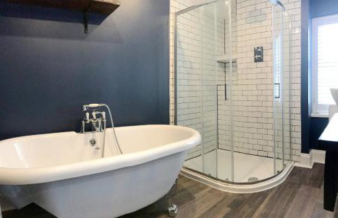 Emerson House, dog friendly with log burner close to waters edge and harbour - Photo 40