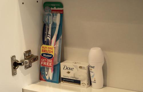 Crew Quarters - Your Ideal Stay in Bury - Photo 44