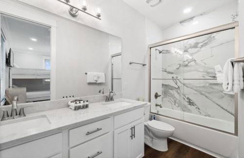 Pet Friendly Beach House - Seahorse by Panhandle Getaways - Foto 92