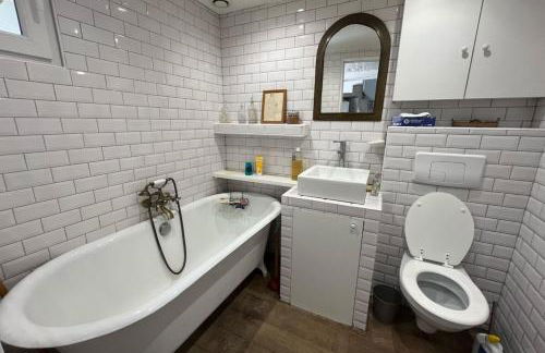 Unique Family House Steps from Port Miquel Beach - Foto 29