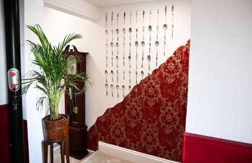 Cozy Alty Flat Walk to Market Tram to City - Foto 1