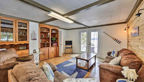 Cozy Maine Lakefront Cabin Rental - Foto 4