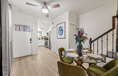 - Free Parking & 5-Min Walk To Metro - Book Now! - Photo 18