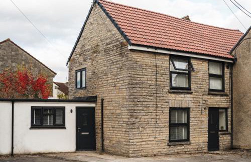 Wych Cottage, Striking 2 Bed, Parking, King Bed, First Floor Flat - Foto 20