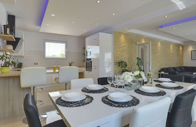 Family Villa With Swimming Pool - Foto 8