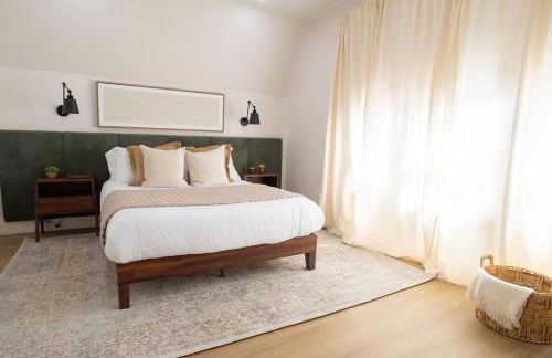 Excellence by Urooms Apartments Near NYC and Newark Airport with Parking - Foto 78