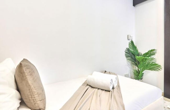 bnbme | Gold Crest Views | 2 BDR - Photo 3