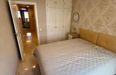 Gorgeous 2 bed Duquesa apartment, 2 pools, easy parking and 2 large balconies, 1 with stunning views - Foto 29