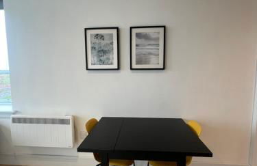 London Heathrow Airport Apartment Voyager House Terminal 12345 - EV Electric and Parking available! - Foto 7