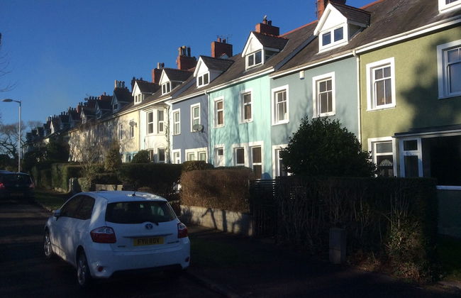 Lovely 4-bed Victorian House in Bangor by the sea - Photo 31