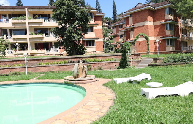 Golf Course Apartments - Photo 39