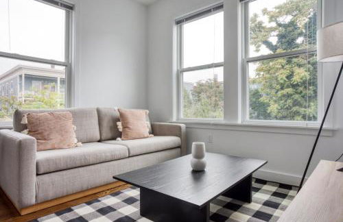 Charming 3BR w WD nr MIT Kendall Sq BOS-453 - Foto 1