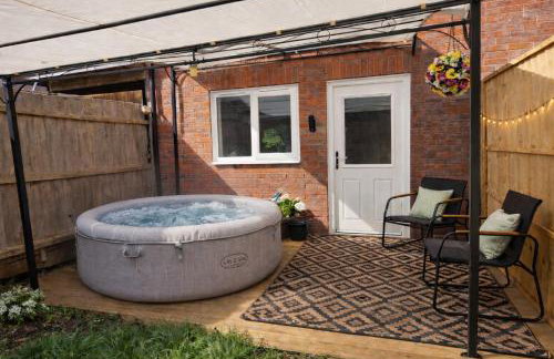 Cambridge Stylish Hot Tub Stay Sleeps 10 - Foto 39