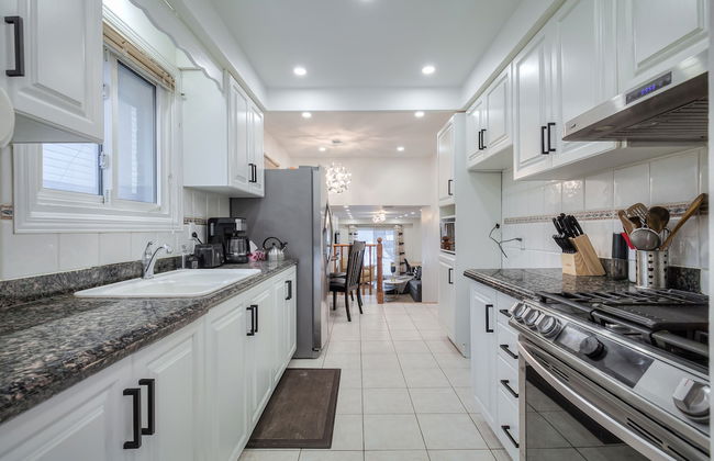 Spacious Breathtaking 4br Villa in the heart of Toronto - Foto 17