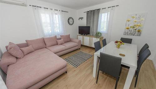 1 Bedroom Lovely Home In Bobovisca - Foto 2