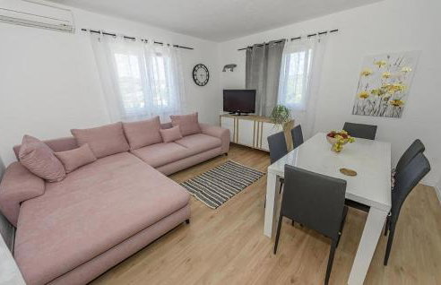 1 Bedroom Lovely Home In Bobovisca - Foto 2