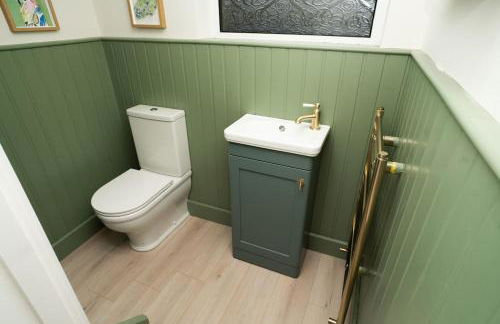 Spacious Family Stay Near the City - Foto 15