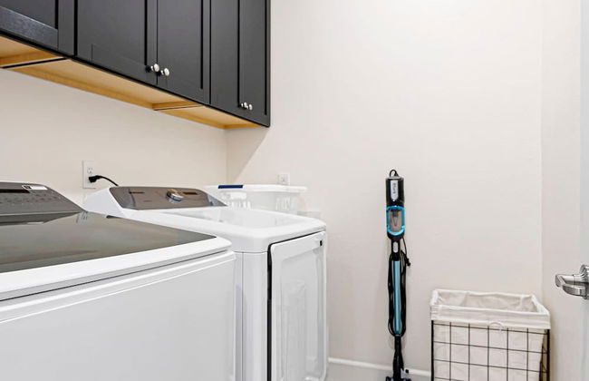 Stylish Sleek 4BR Nevada Home Near Downtown Reno - Foto 25