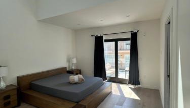 912 Brand New Spacious Tonwhome 3br 3ba sleeps 9 - Foto 2