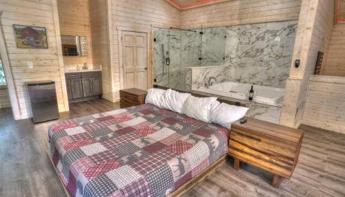 Brand New Modern Luxury Couples Fit for Royalty - Photo 5, Other