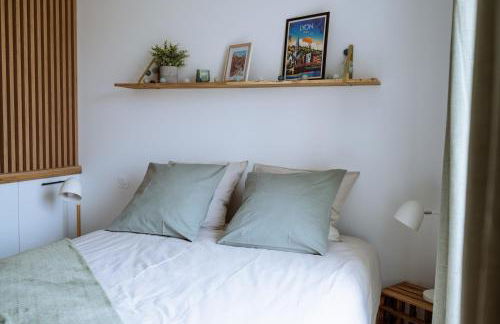 Superbe studio rénové proche Métro avec garage - Foto 2