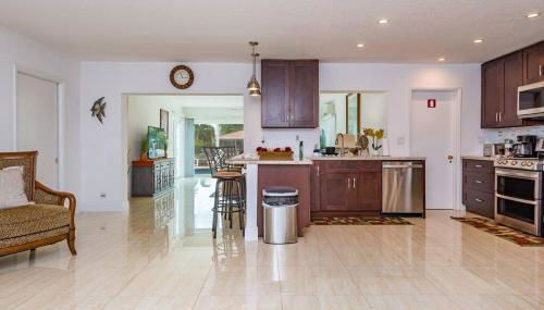 Juanita's Waterfront Villa - Foto 4