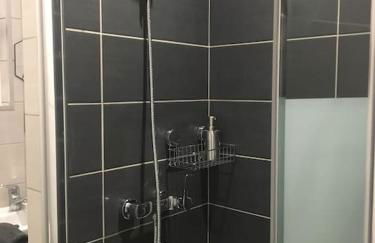 VerOliv Appartement calme et cosy proche du centre ville - Lit 180 - Wifi Netflix Youtube - Foto 17