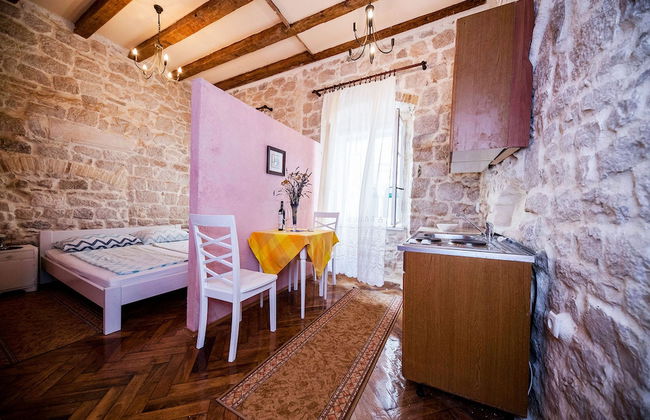 Apartment Four tower - Photo 33