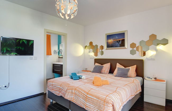 Modern Holiday Home in Novigrad With Pool - Foto 4