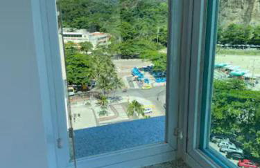 Apto. Leme 10º andar frente para o mar (vista espetacular) - Photo 34