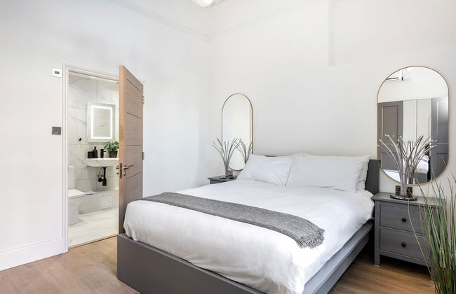 Luxury Apartment in Central London - Photo 2