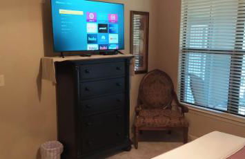 10 miles to Disney World, 2 pools, fitness room, WiFi, balcony, washer, dryer, kitchen - Foto 12