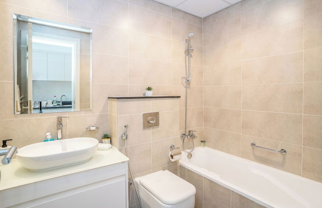 Tanin - Sleek Studio Offering Unobstructed City Views - Photo 17