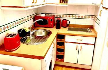 Ana's Apartment parking gratuito - Foto 14