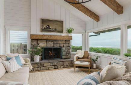 Oceanfront w Direct Beach Access • Game Room • Views Driftaway by AvantStay - Photo 4