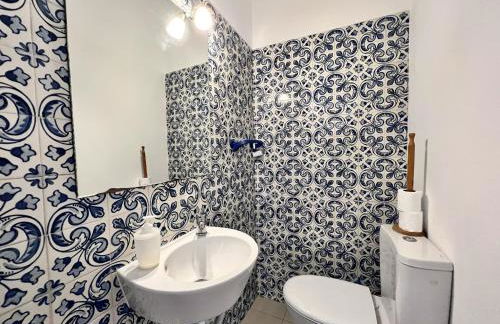 Portimão Bellevue Villa With Pool by Homing - Photo 30