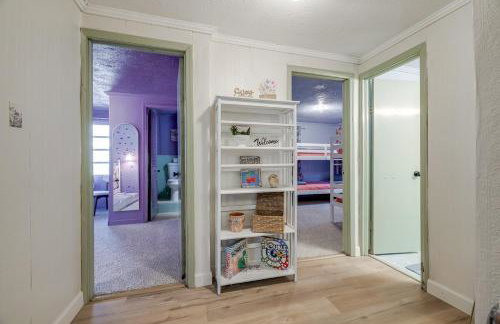Retro! - 4BR Near Sav Airport - Foto 22