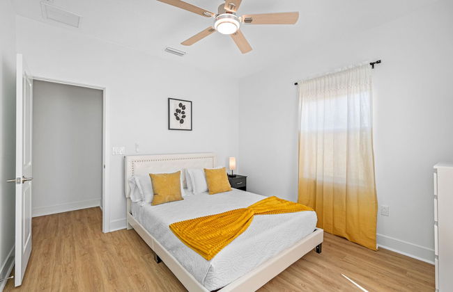 Luxury Modern Villa w/ Pool, Jacuzzi & Amenities! - Foto 18