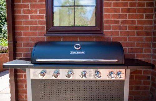 Country Crabtree Bungalow with large wild garden - Photo 73