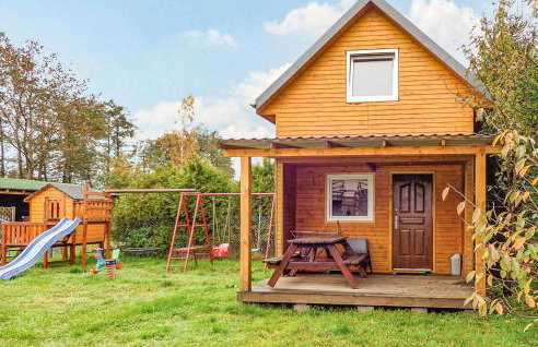 Beautiful Home In Karwienskie Blota - Foto 1