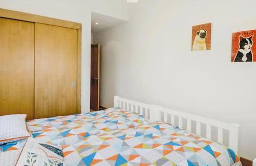 NEW Squirrels Leap Lake Views with Spa Access - Foto 15