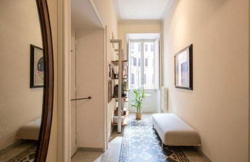 Flat Three - Photo 10