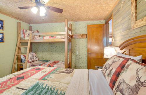 Waterfront Bull Shoals Lake Cabin with Deck and Views! - Foto 14